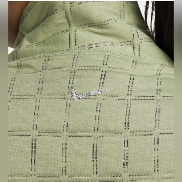 NEW NIKE - Yoga Therma-FIT Luxe​ Top - Picture 8 of 16